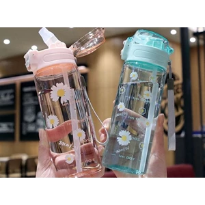Tren Desain Botol Plastik yang Menarik Perhatian Konsumen