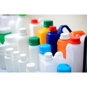 Bagaimana Cara Memilih Ukuran Jerigen Plastik yang Tepat untuk Bisnis Anda?